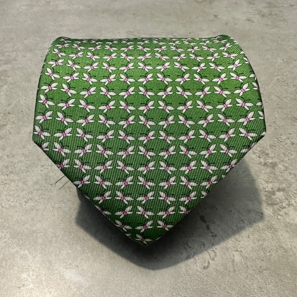 Salvatore Ferragamo 60” Men’s Neck Tie - Green Butterfly